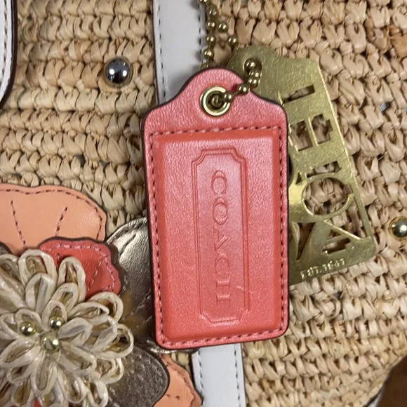 Brand new coach pocketbook - Picture 3 of 9